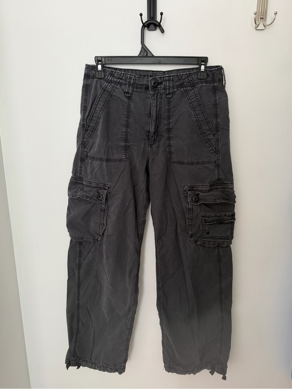 Womens Black Cargo Pants - Rugged Utility Style - Petite